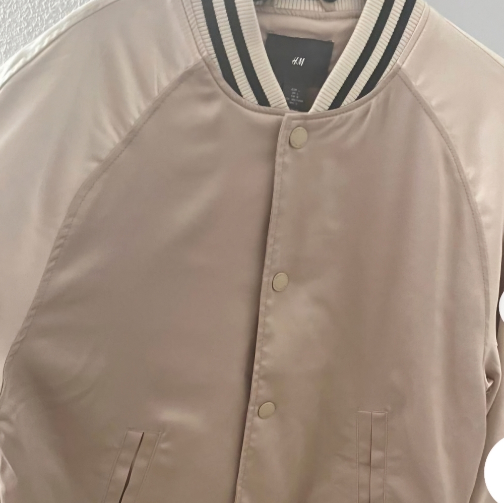 H&M Jacket - Picture 2 of 7